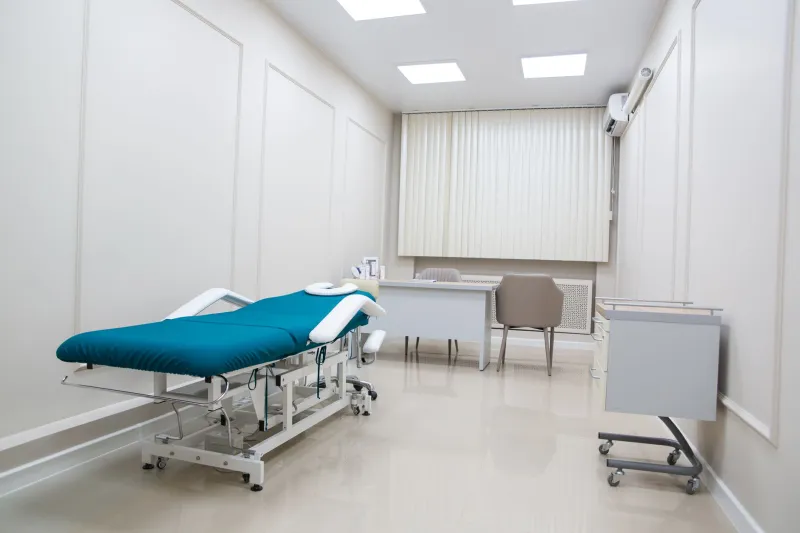 Healing Walls: The Quiet Revolution Turning Britain's Medical Spaces Into Art Market Frontiers